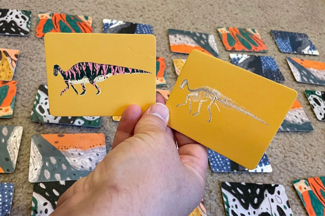 Juego de cartas de memoria de dinosaurios Juego de cartas de memoria de dinosaurios