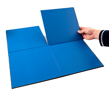 Plateaux de pliage en quatre